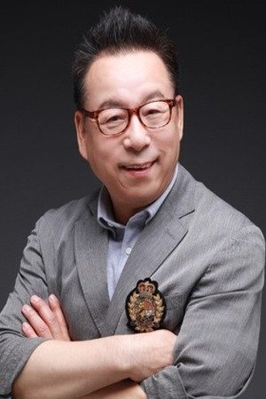 Фото  (Ahn Byeong-kyeong)