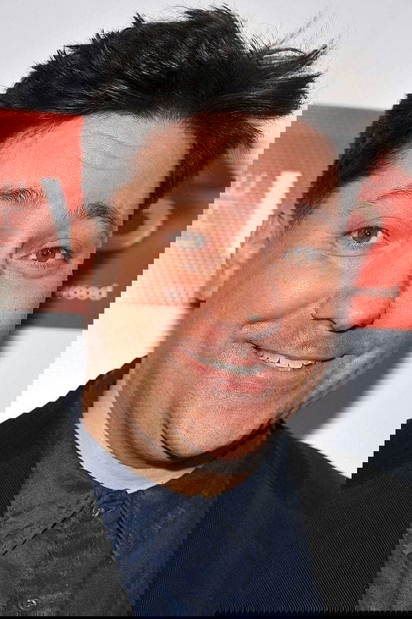 Фото  (Chris Bergoch)