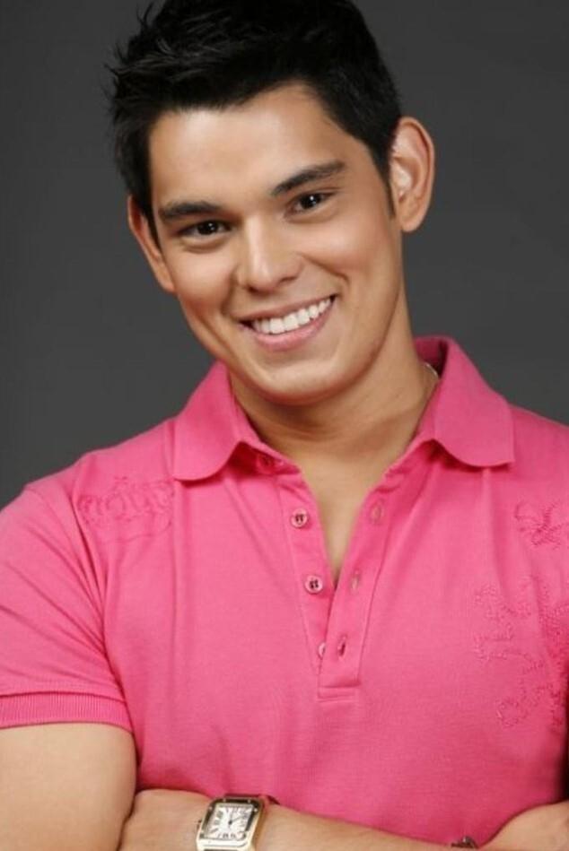 Фото  (Richard Gutierrez)