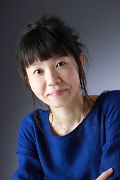 Фото  (Miki Hirama)