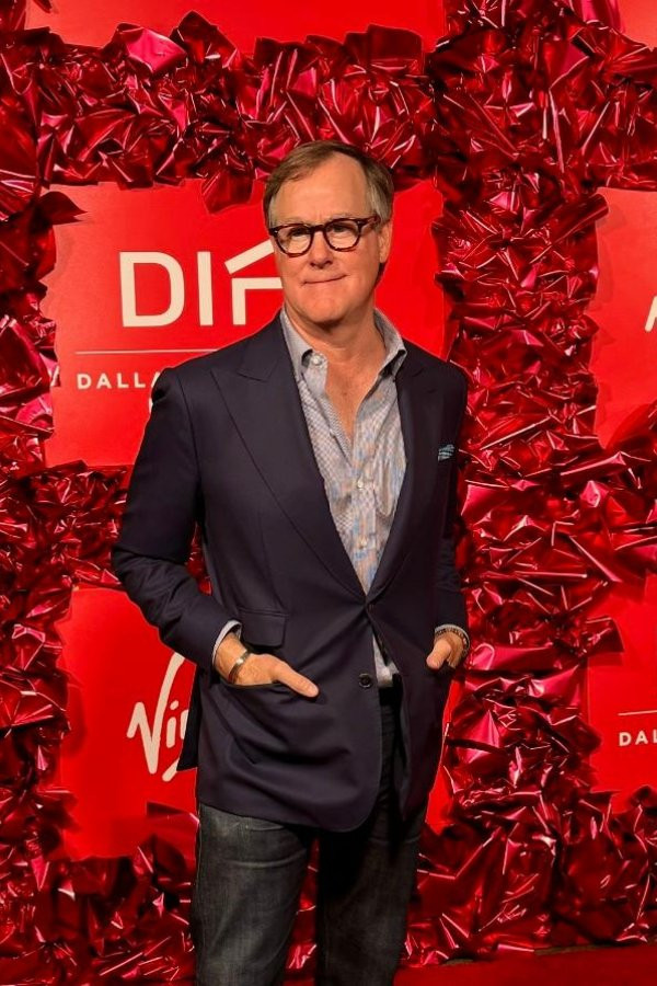 Фото  (Peter James Cooper)