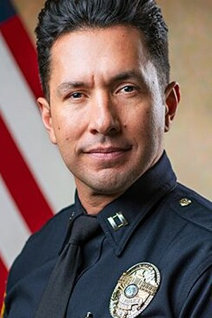 Фото  (Rudy Flores)