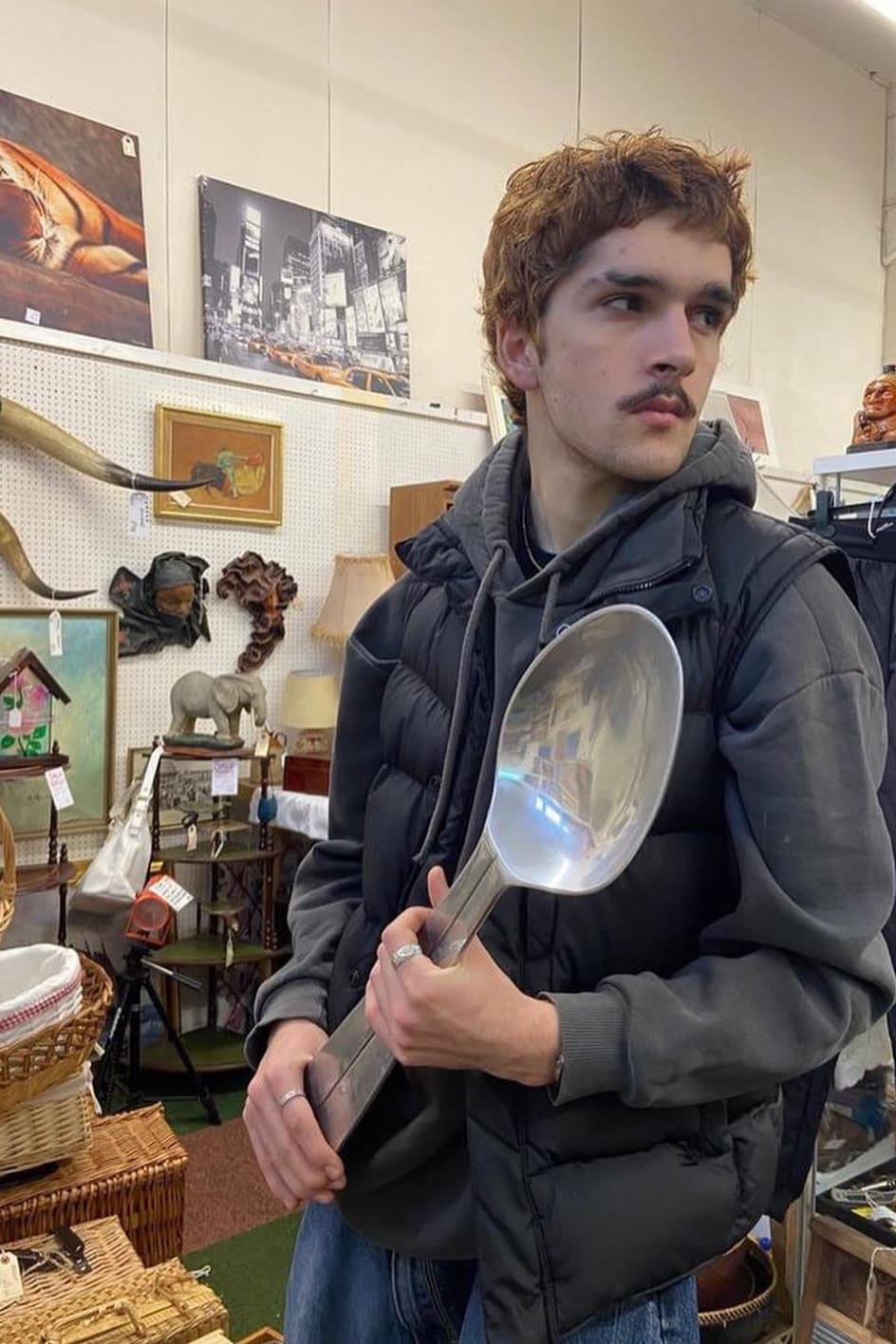 Фото  (Theo Watt-Bonar)