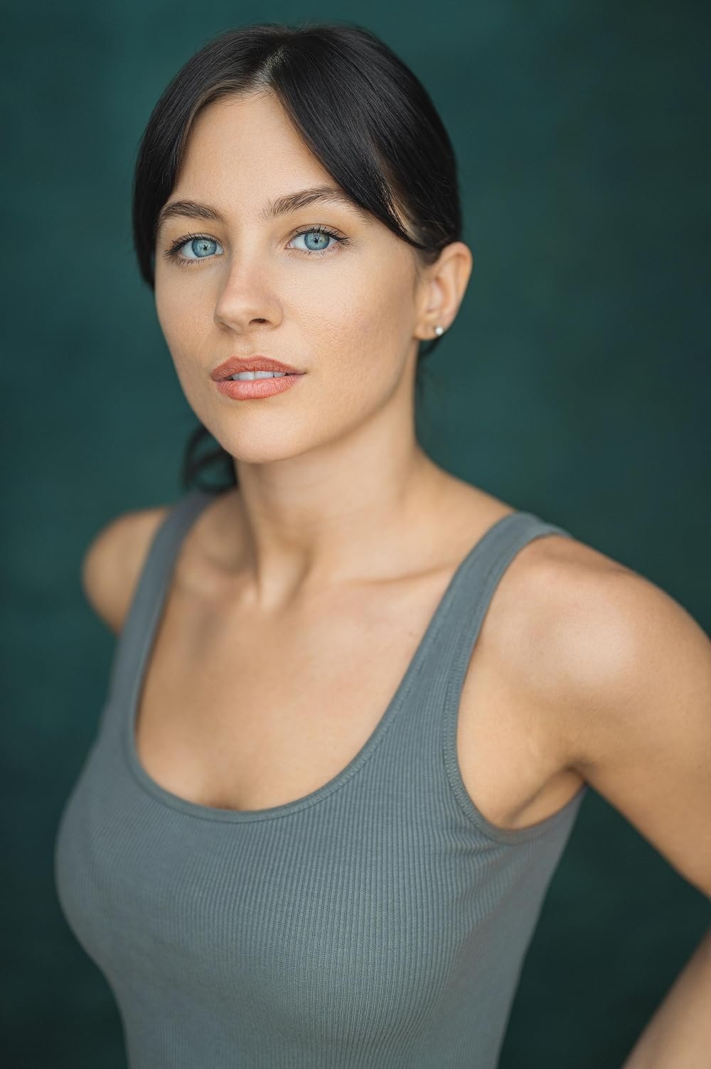 Фото  (Skye Ladell)