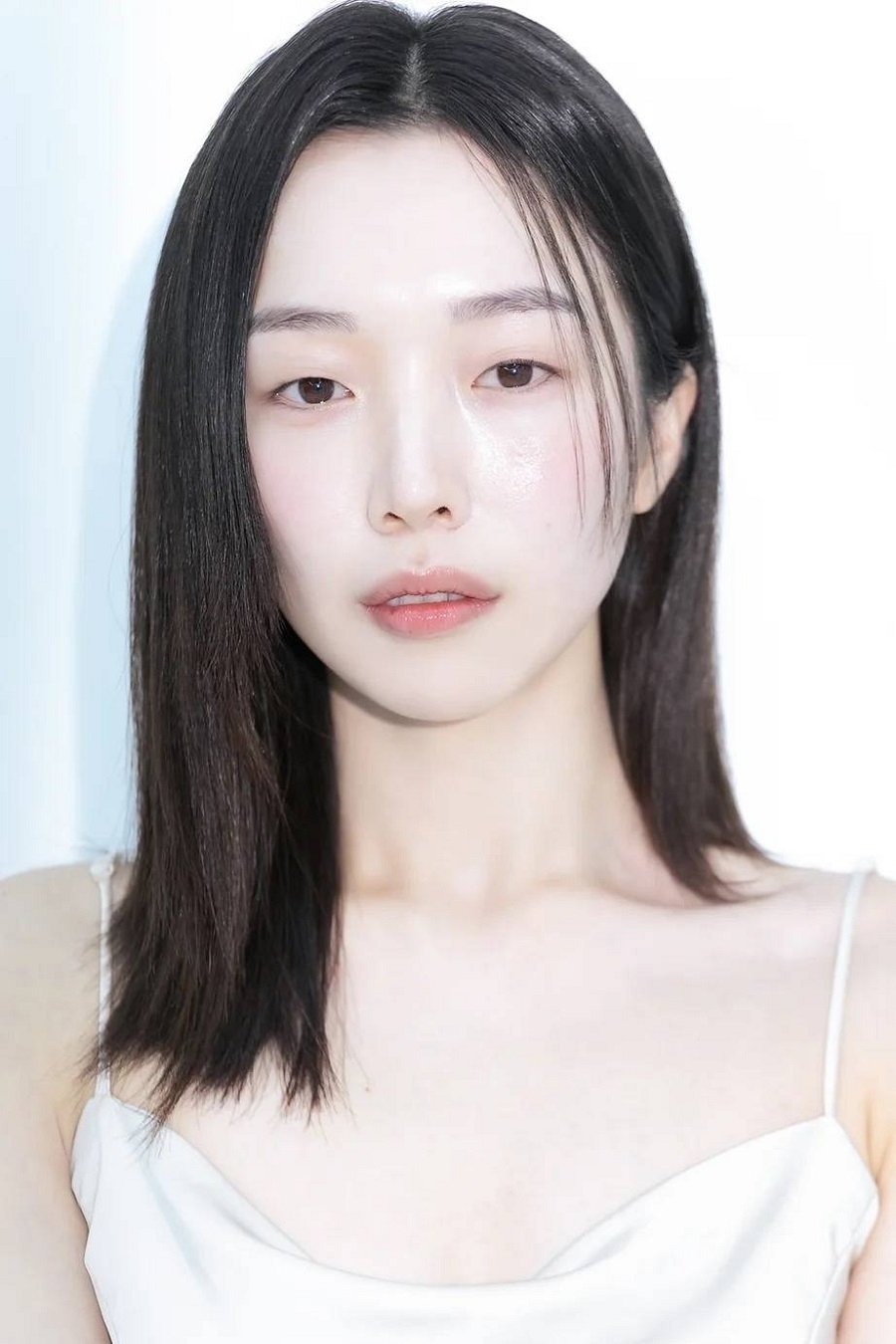 Фото  (Lee Yoon-ji)