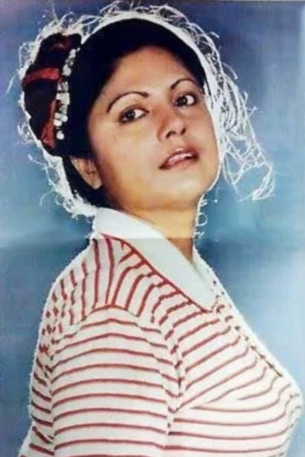 Фото Сумітра Мукерджі (Sumitra Mukherjee)