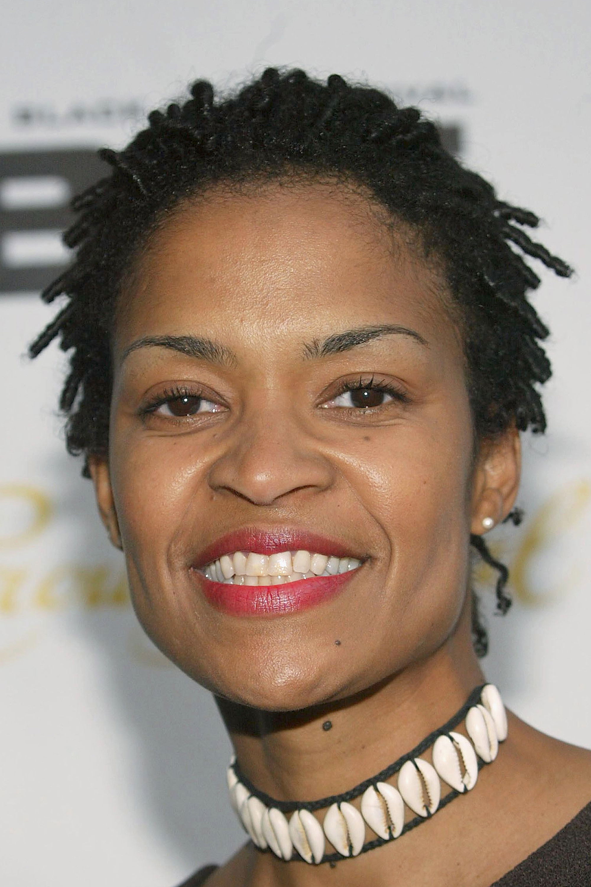 Фото  (Paula McGee)