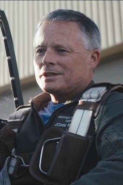 Фото  (John Romain)