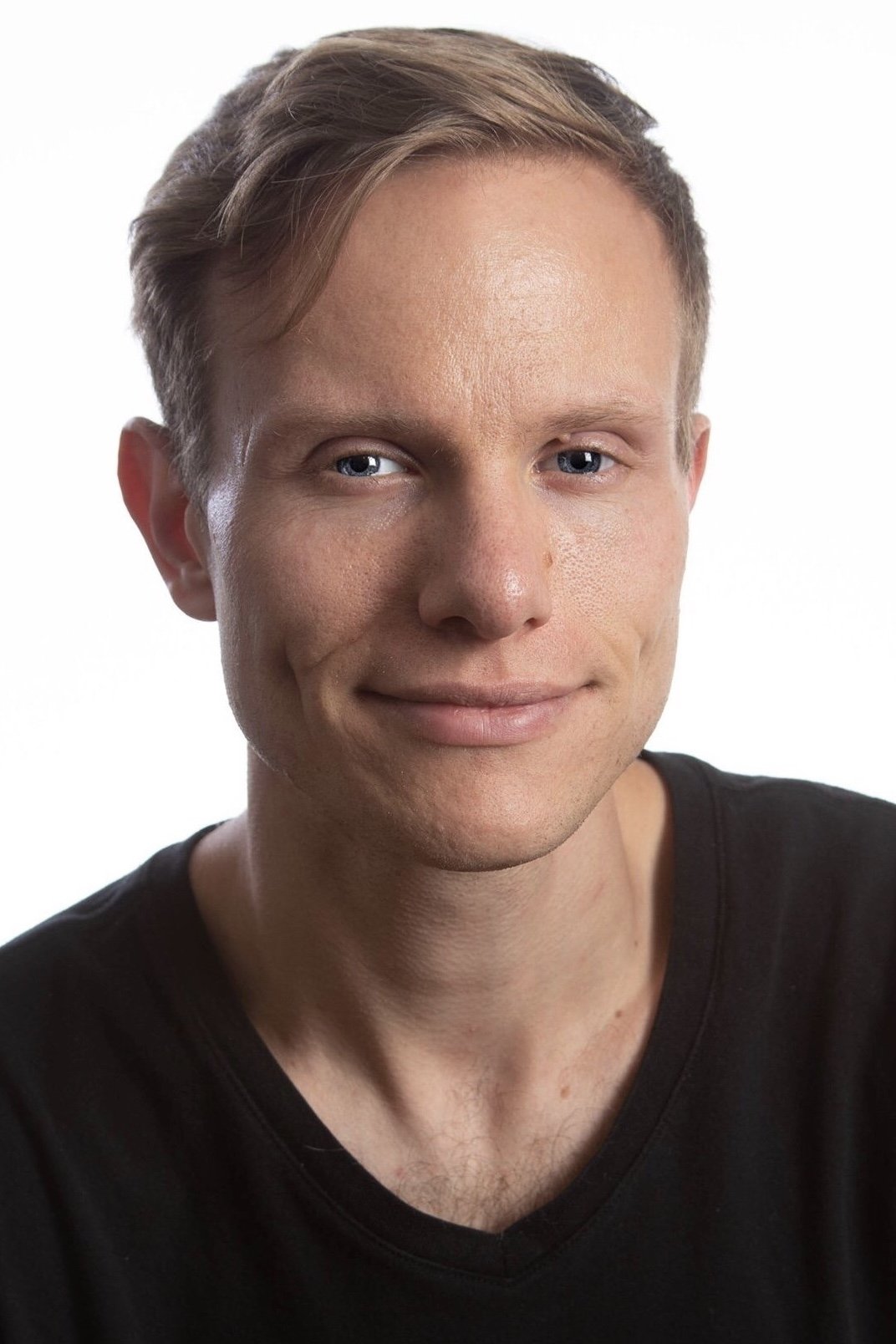 Фото  (Daniel Dahlstrom)