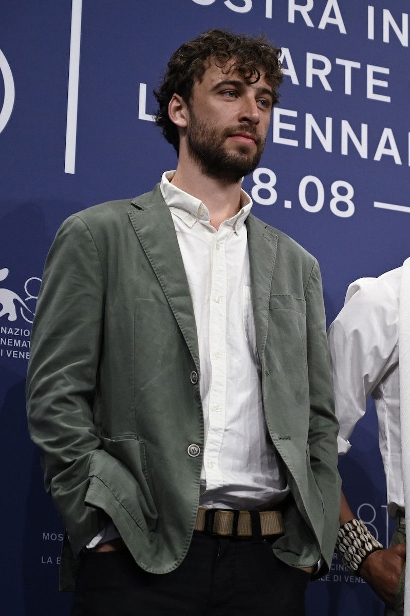 Фото  (Devon Delmar)