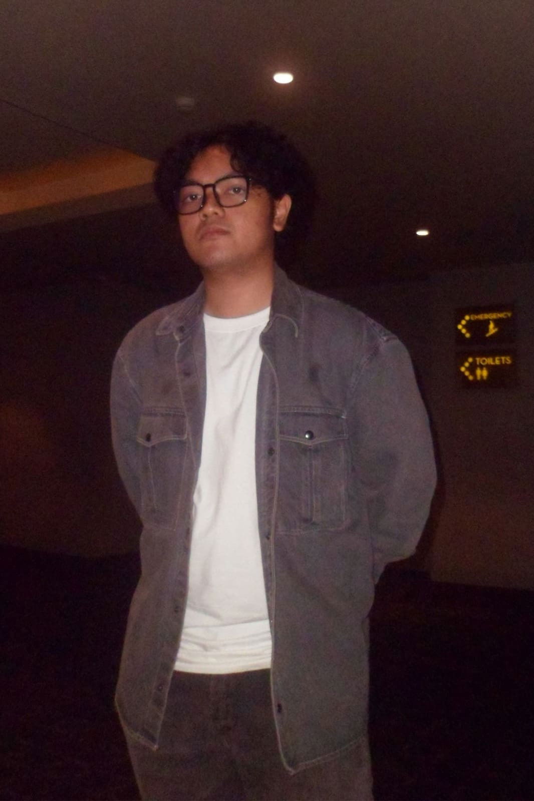 Фото  (Keanu Acyuta)