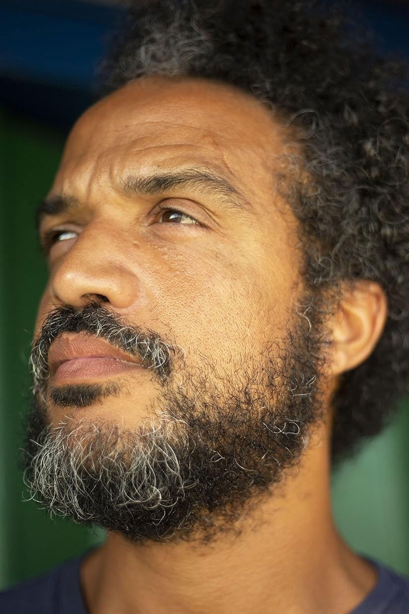 Фото  (Simon Alveranga)