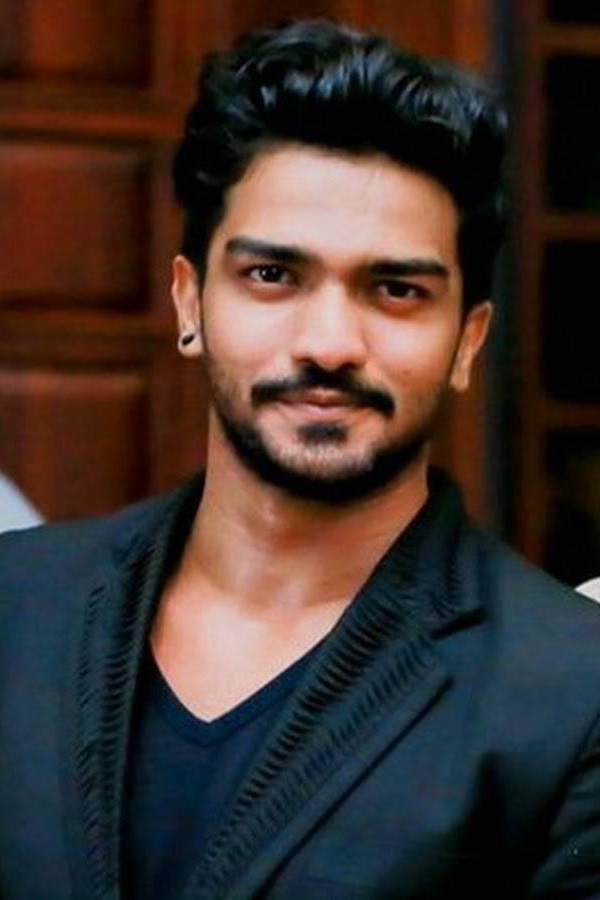 Фото  (Danuka Dilshan)