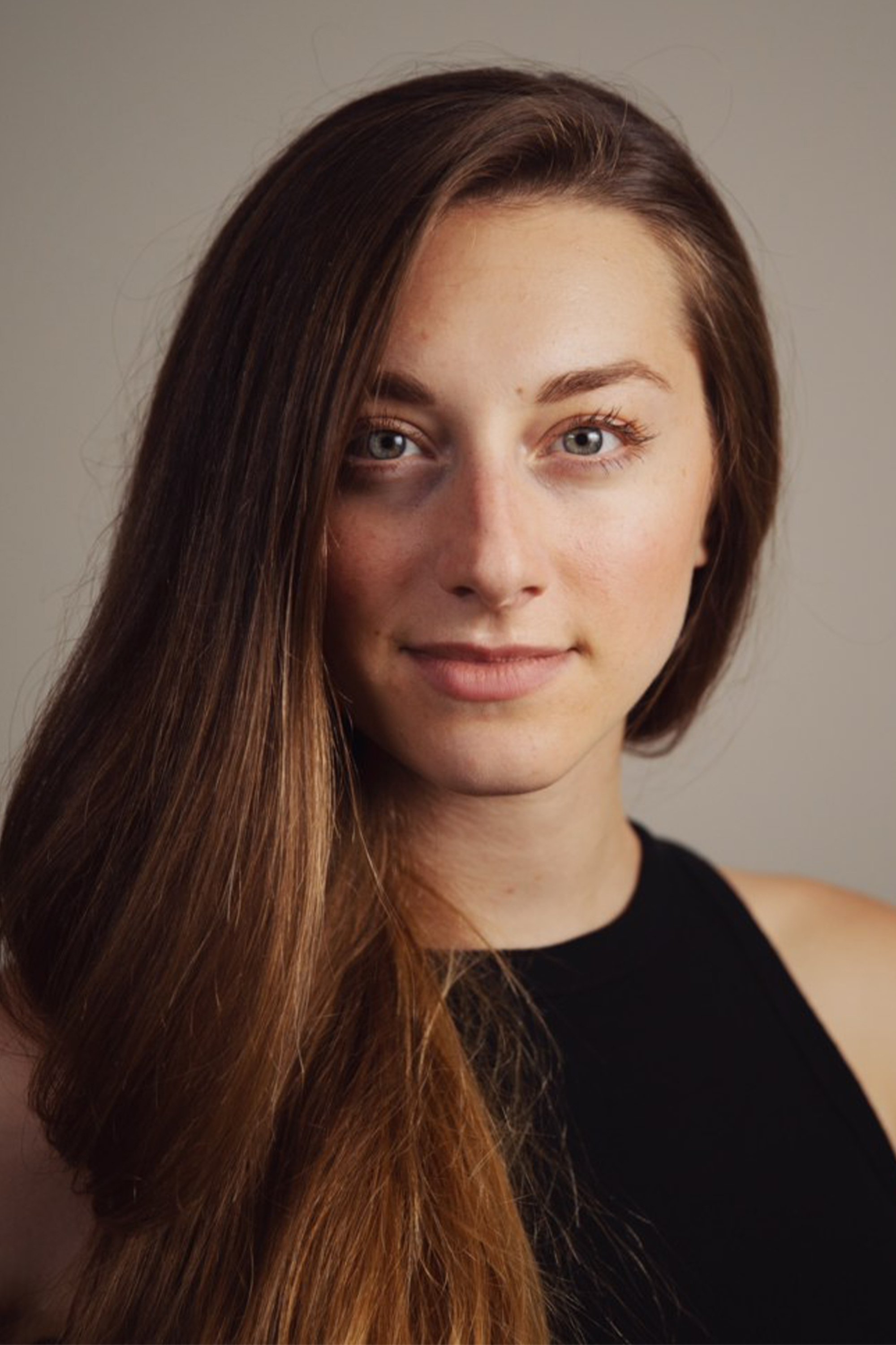 Фото  (Jaclyn Mofid)