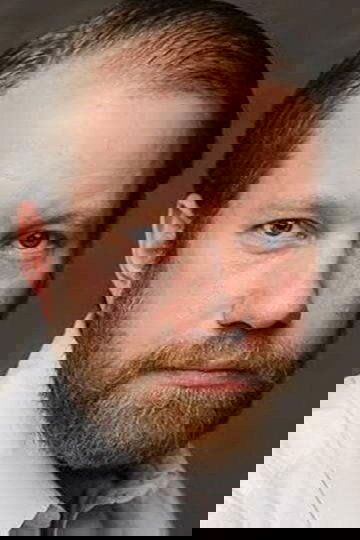 Фото  (Anton Starovoitov)