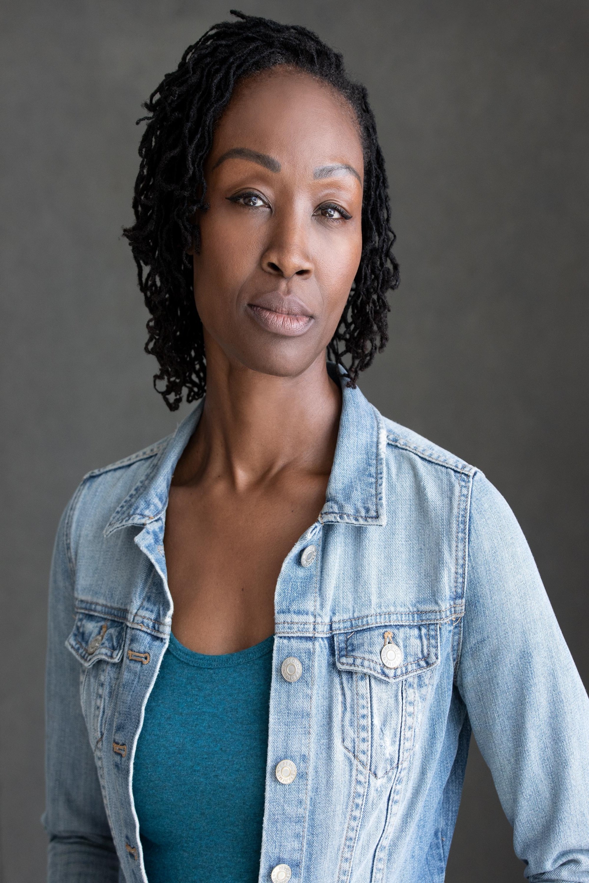 Фото  (Charlotte Plummer)