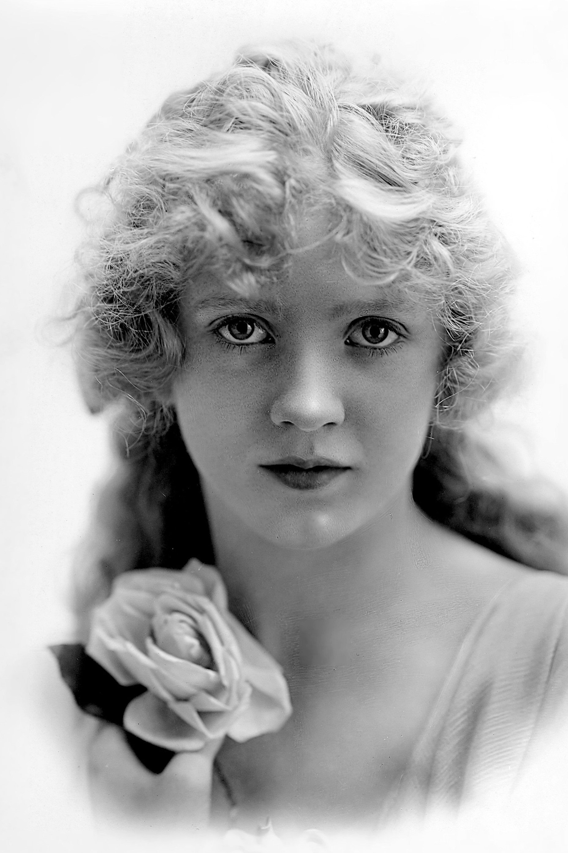 Фото  (Mary Miles Minter)