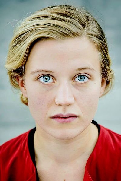 Фото  (Camille Dombrowsky)