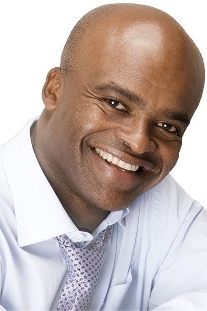 Фото  (Kriss Akabusi)