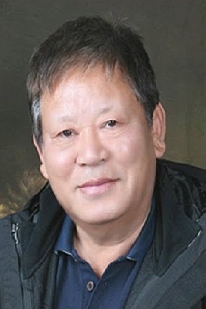 Фото  (Kuk-Jeong-Hwan)
