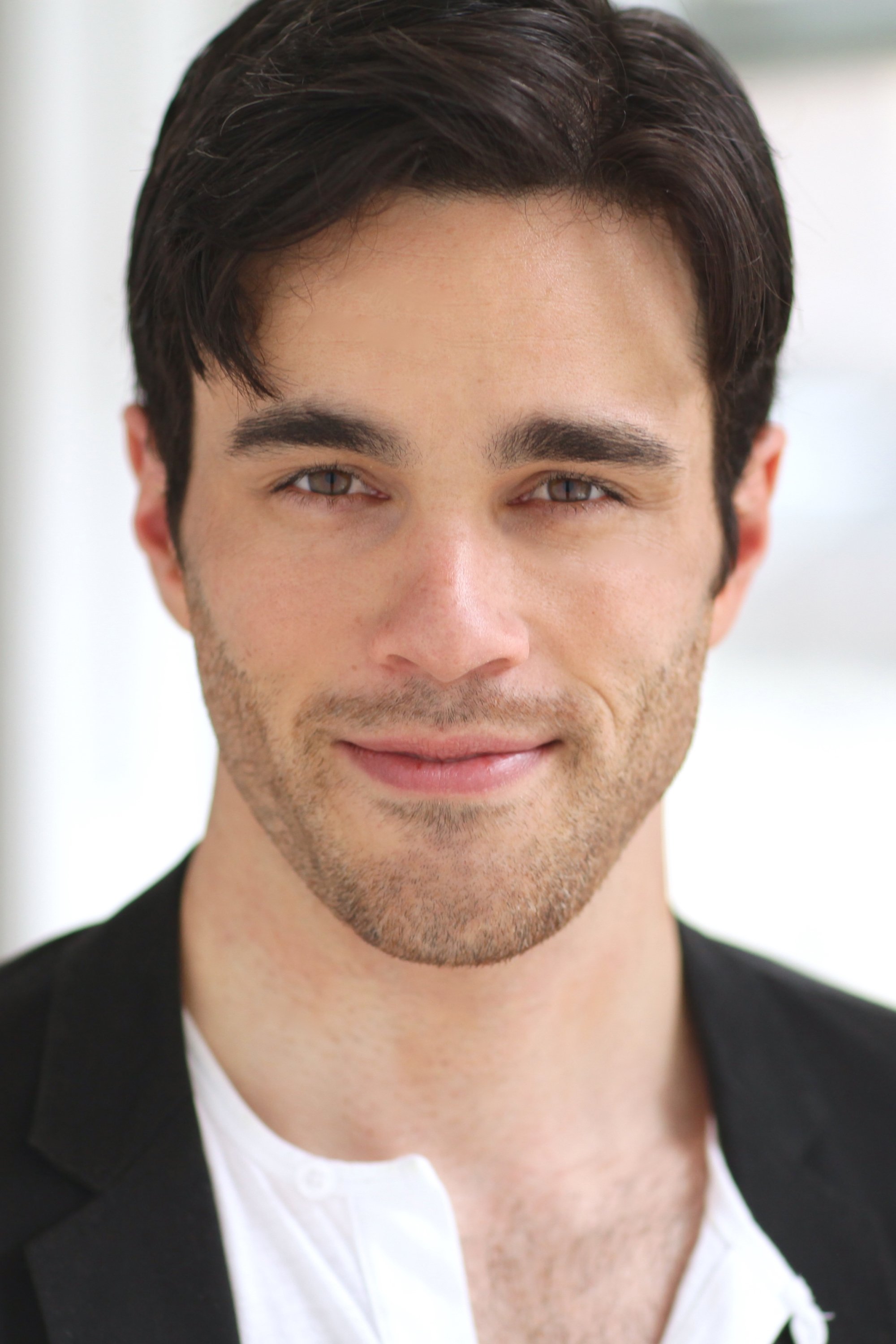 Фото  (Ryan-James Hatanaka)