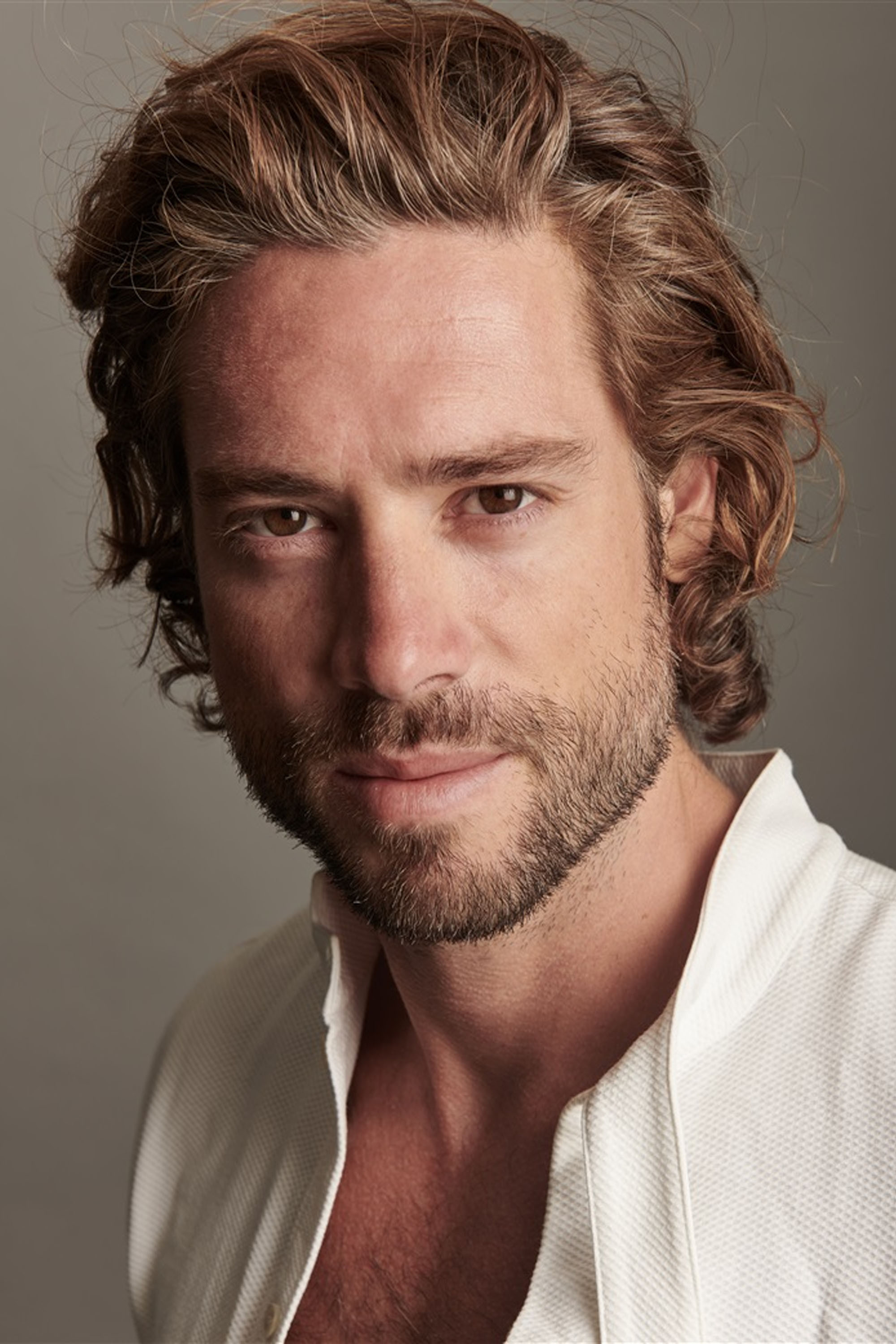 Фото  (Anthony Lewis)