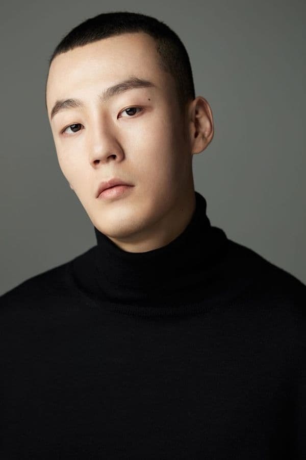 Фото  (Kim Min-gwi)