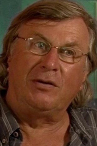 Фото  (Michael E. Briant)