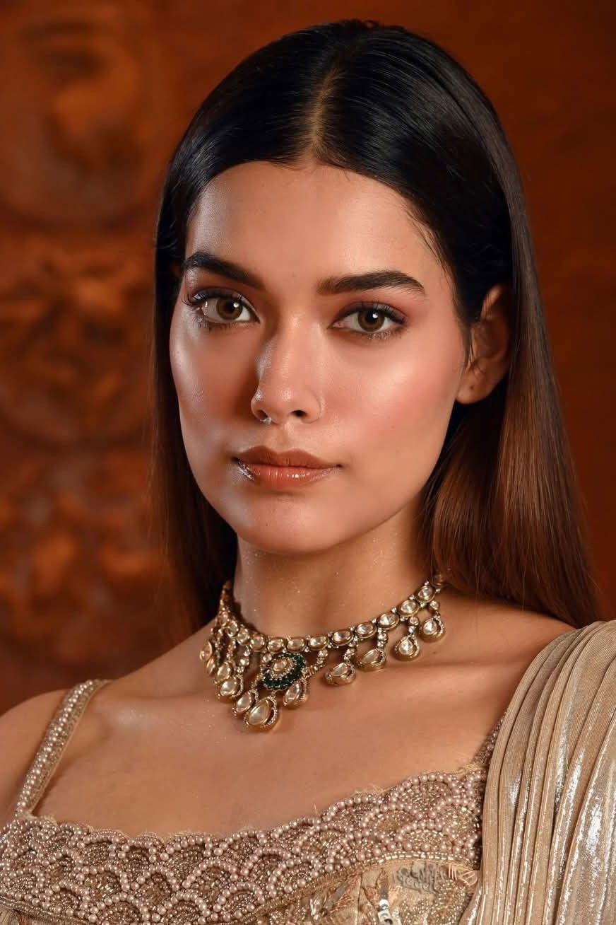 Фото  (Hiya Chatterjee)