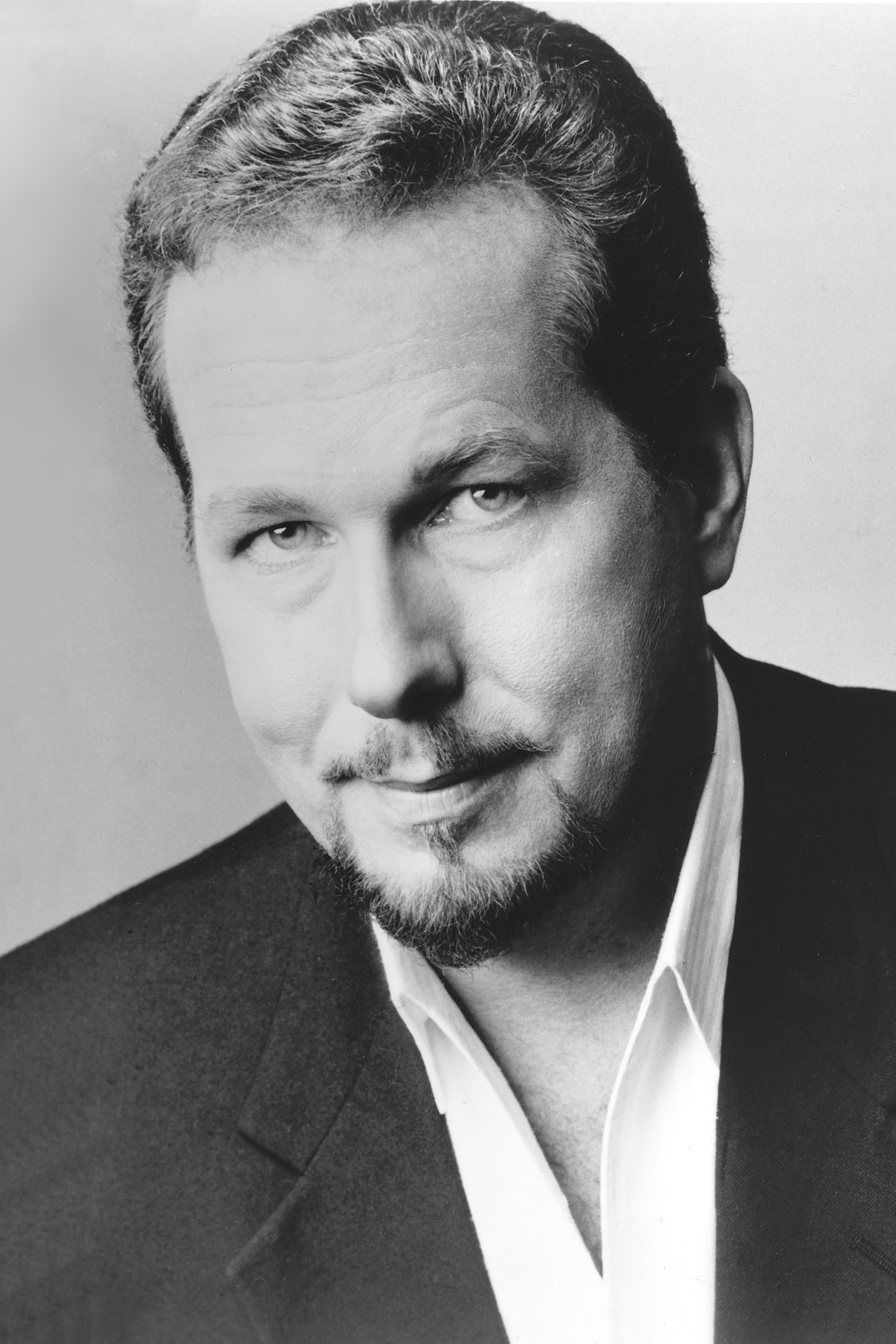 Фото  (James Morris)