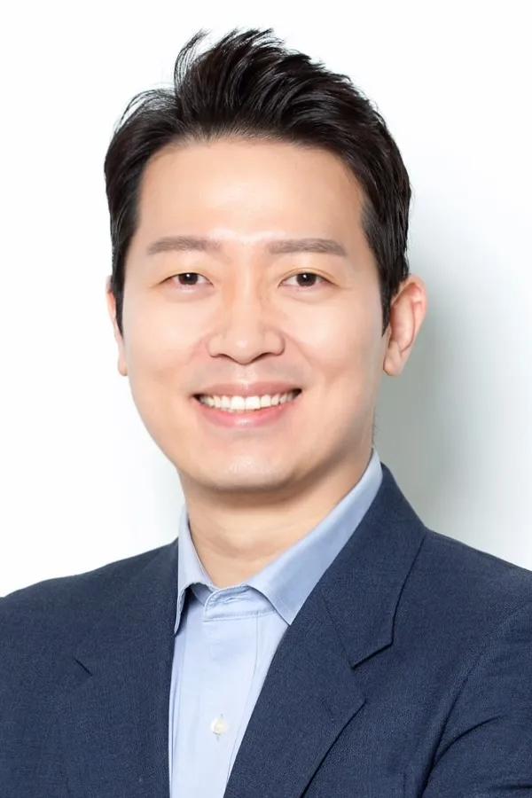 Фото  (Lee Ki-in)