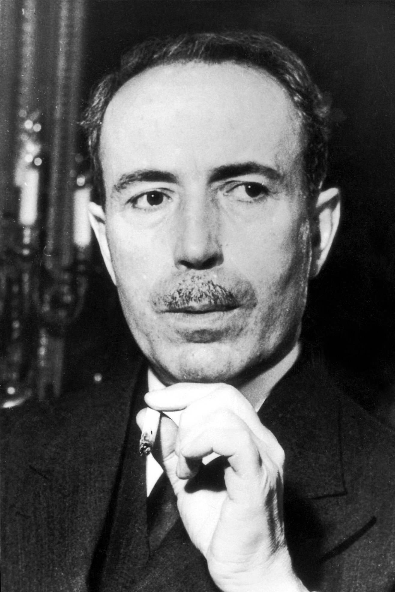 Фото  (Antoine Pinay)