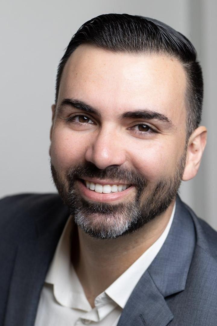 Фото  (Richard J. Browning)