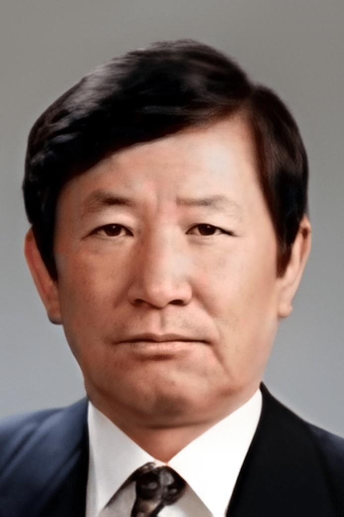 Фото  (Kim Si-hyun)