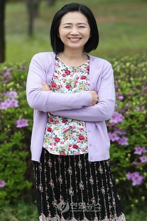 Фото  (Hwang Mi-sun)