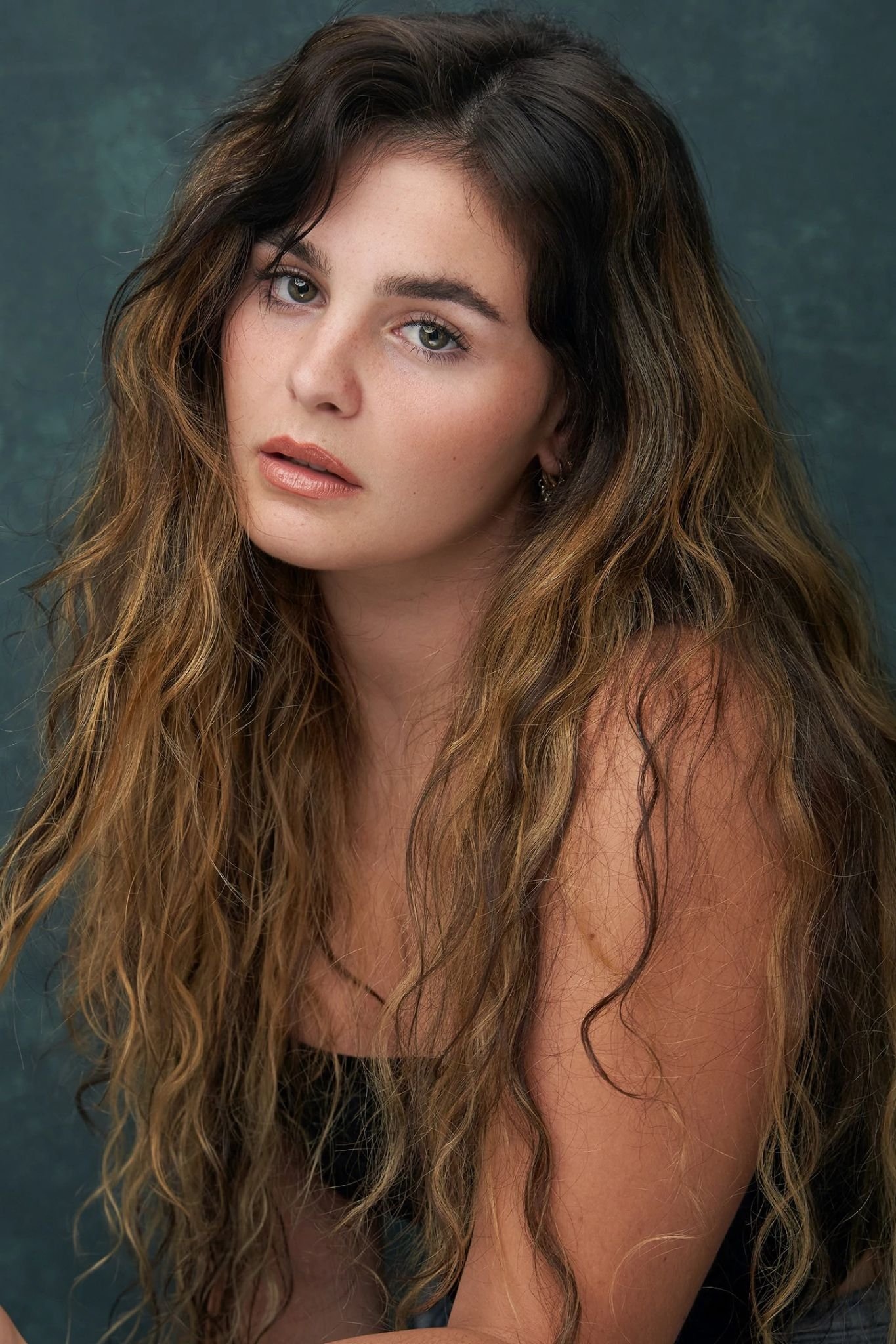 Фото  (Millie O'Connell)