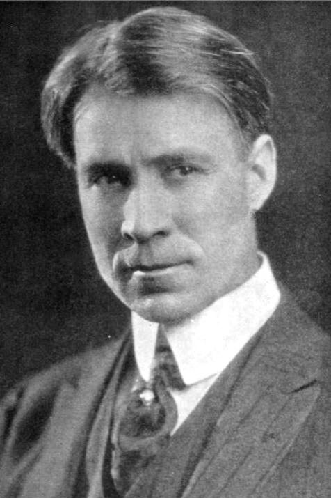 Фото  (John Lowell)