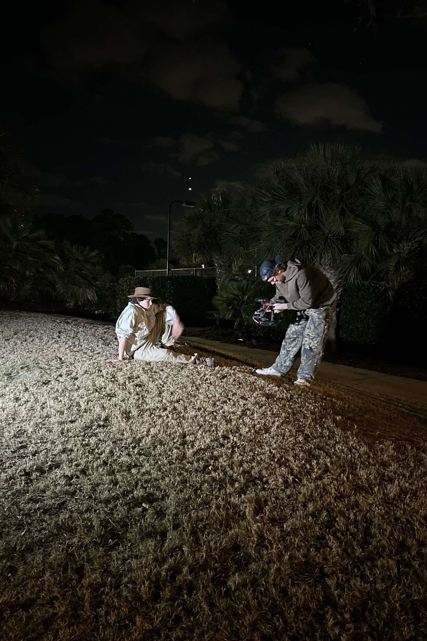 Фото  (J.J. Sessions)