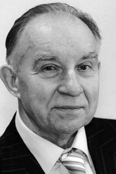 Фото  (Valeri Kremnyov)