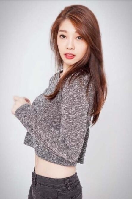 Фото  (Han Yaxi)