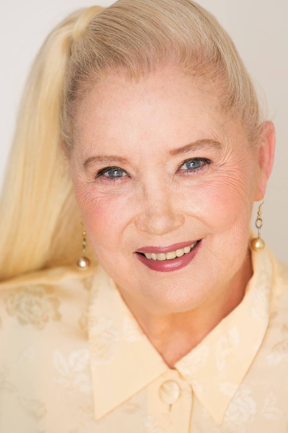 Фото Саллі Кіркленд (Sally Kirkland)
