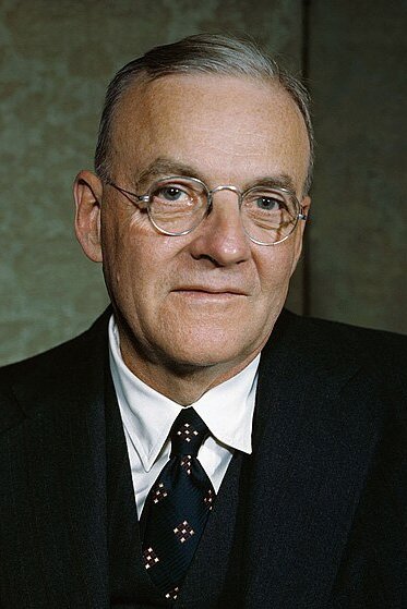 Фото  (John Foster Dulles)