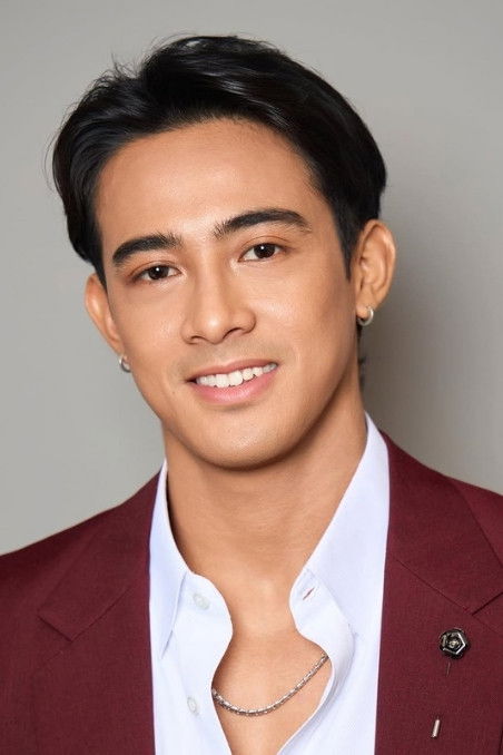 Фото  (Argel Saycon)