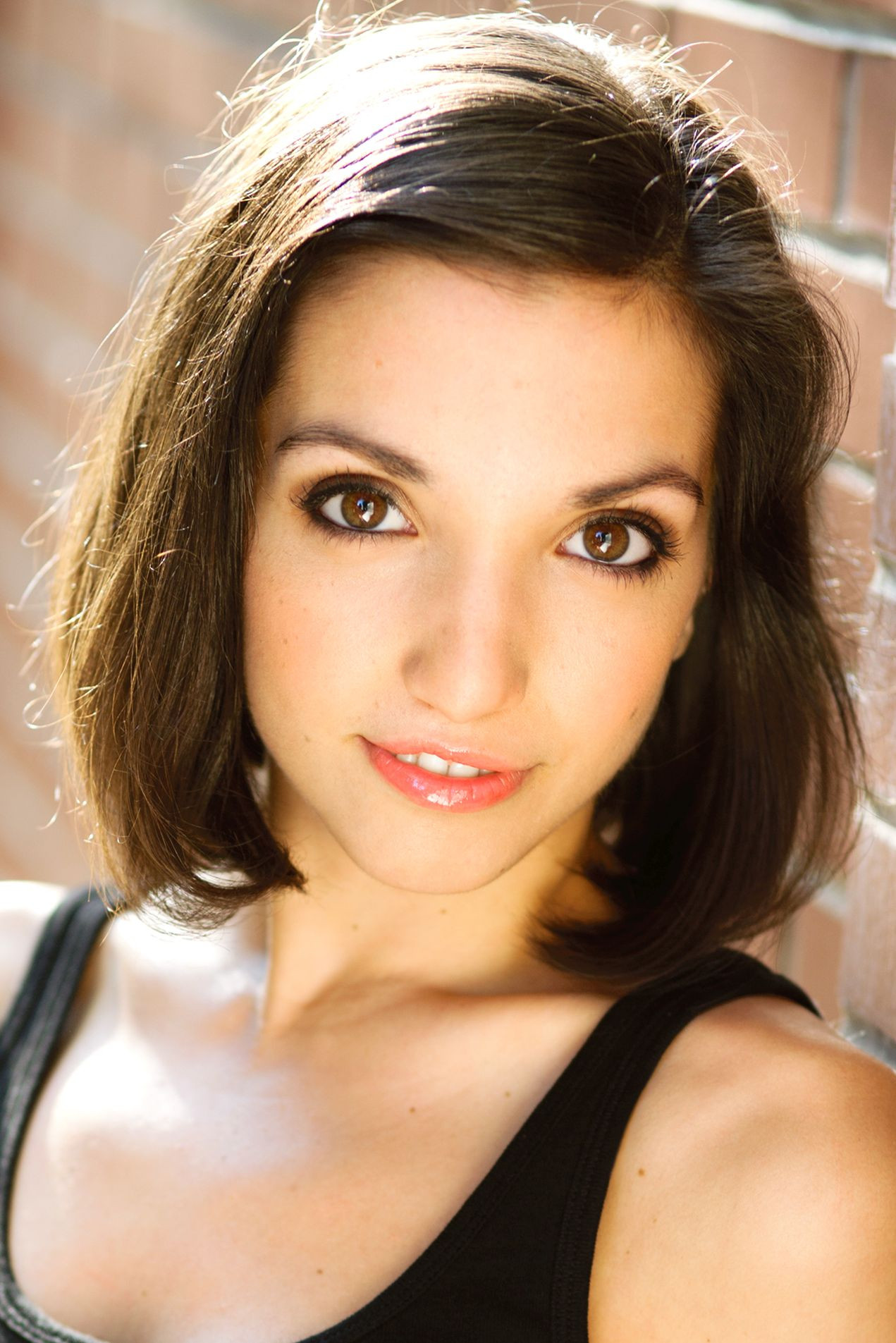 Фото  (Julia Macchio)