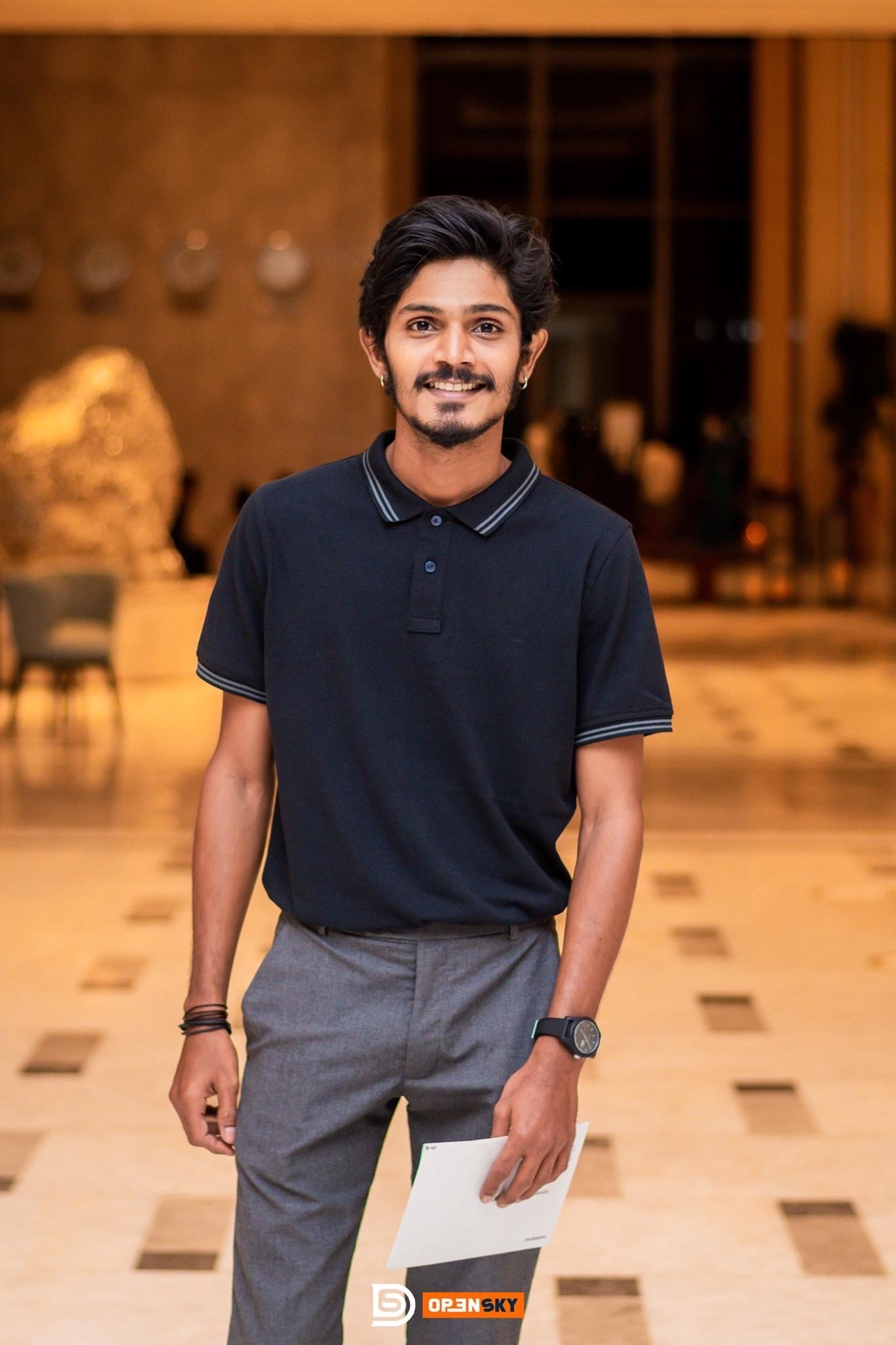 Фото  (Xavier Kanishka)