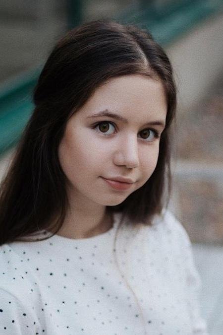 Фото  (Luiza-Gabriela Brovina)