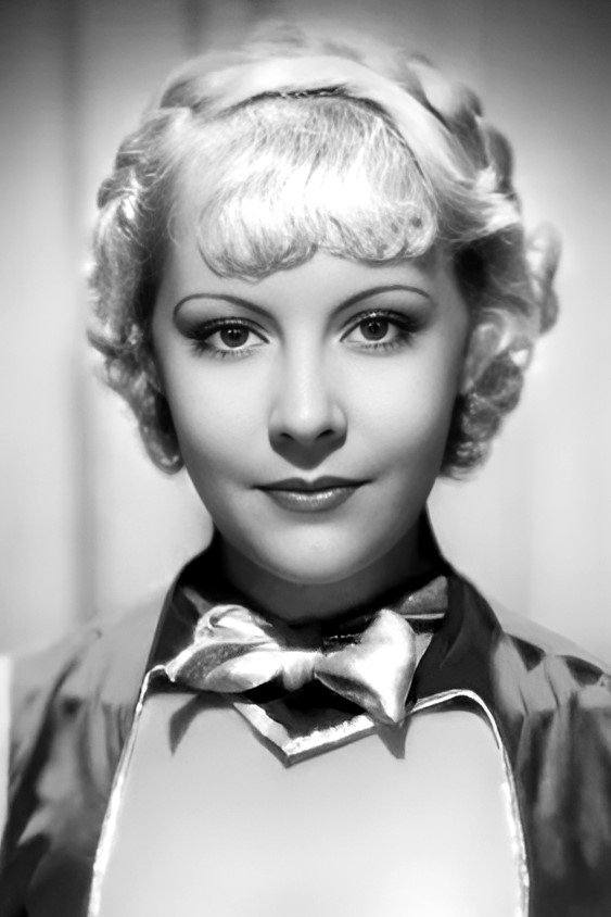 Фото  (June Knight)