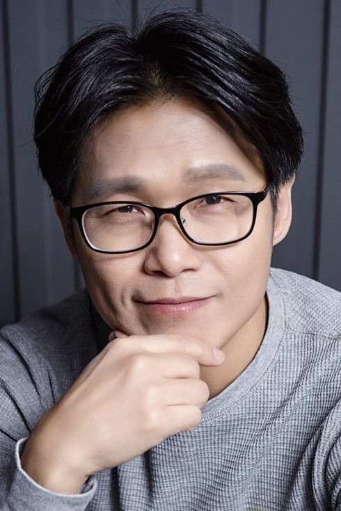 Фото  (Yi Seung-jun)