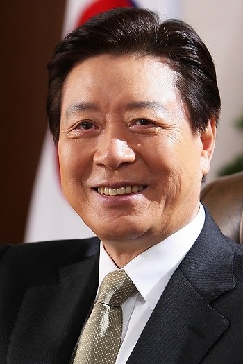 Фото  (Lee Jeong-kil)