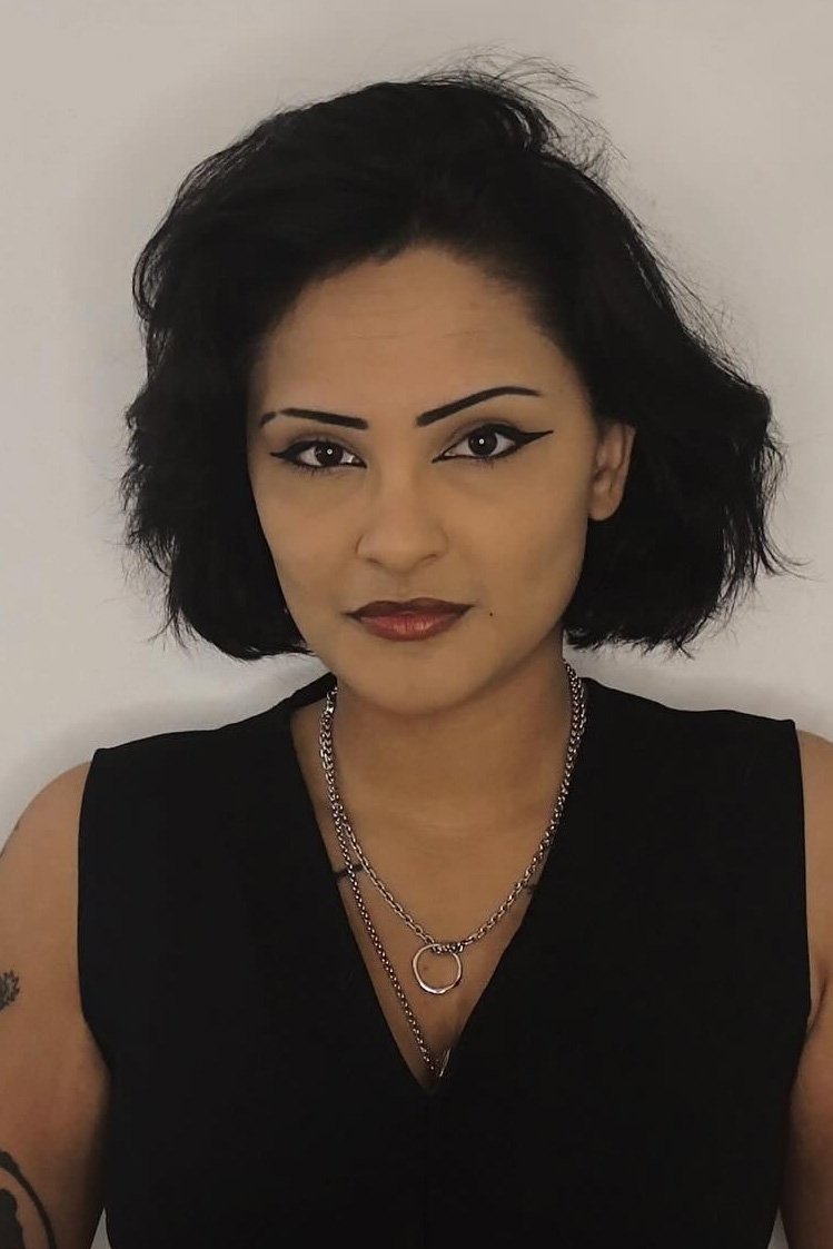 Фото  (Zelda Khan Black)